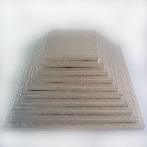 Dortová podložka silná čtvercová stříbrná, tl. 1,2 cm